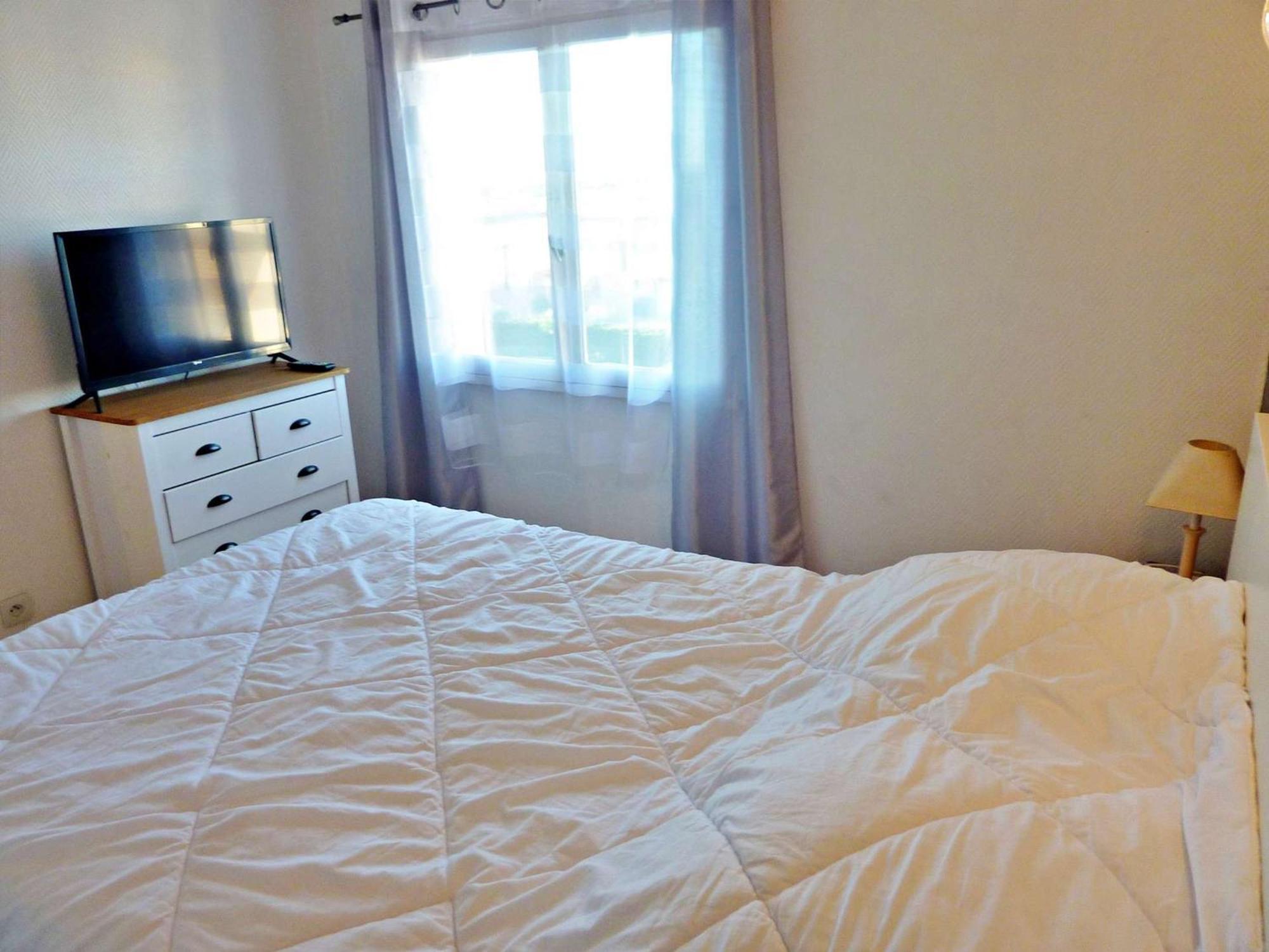 Duplex Renove Avec Clim, Terrasse Et Parking A Marseillan - Fr-1-387-162 Apartment Exterior foto